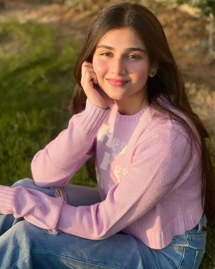 30+ Stunning Girls Dp, Photos, Pics to Bright Your Profile Girls Dp Cute