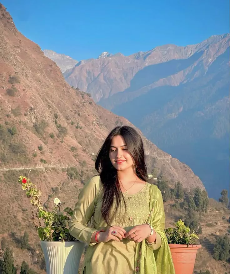 30+ Stunning Girls Dp, Photos, Pics to Bright Your Profile Girls Dp for Whatsapp