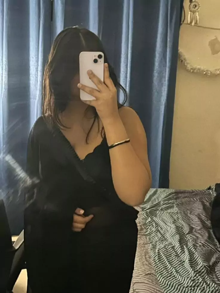 20+ Mirror Selfie Dp, Pics, Images, Photos & Wallpapers (2025) Stylish Mirror Selfie Dp
