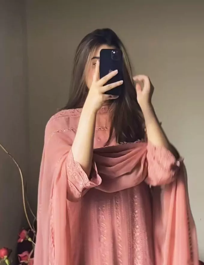 30+ Stunning Girls Dp, Photos, Pics to Bright Your Profile girls pic dp