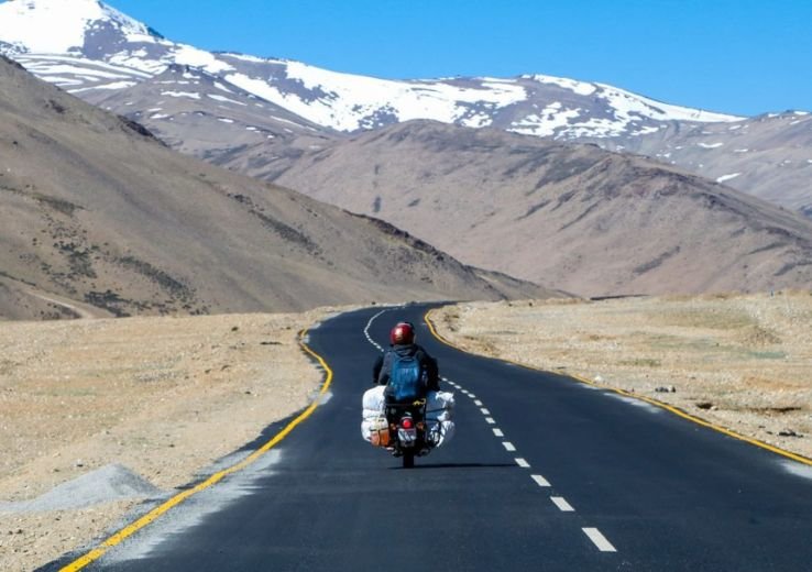 Travel Shayari in Hindi Travel Shayari in Hindi